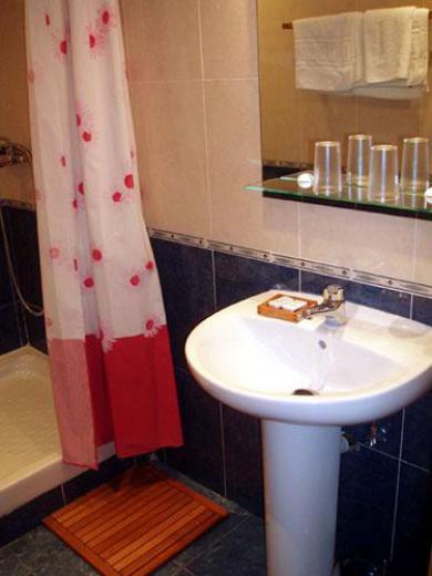 Estudios Pelayo Guest House Барселона Екстериор снимка